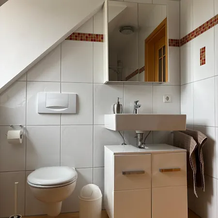 Apartment Mit Küche Und Bad
